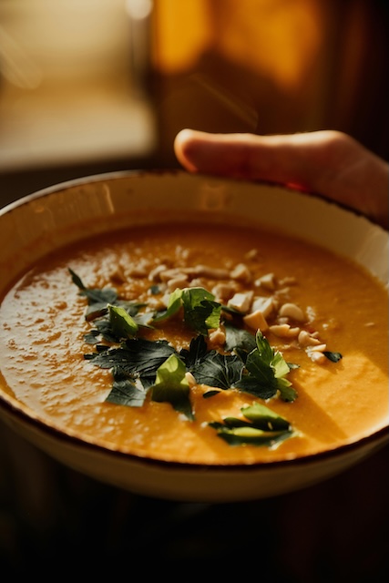 Váta v pohybu: Jak přežít podzim v rovnováze podle ájurvédy